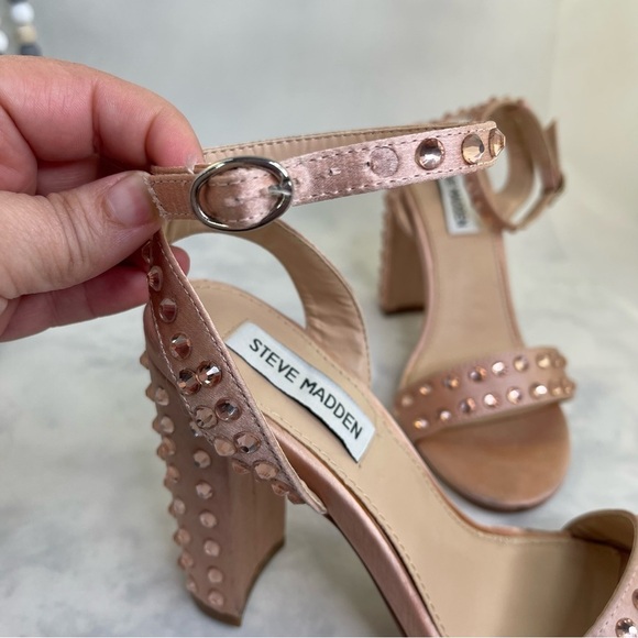 STEVE MADDEN Women’s Maeryn Pink Blush Satin Jeweled StuddedHeels sz 6 - Picture 6 of 10